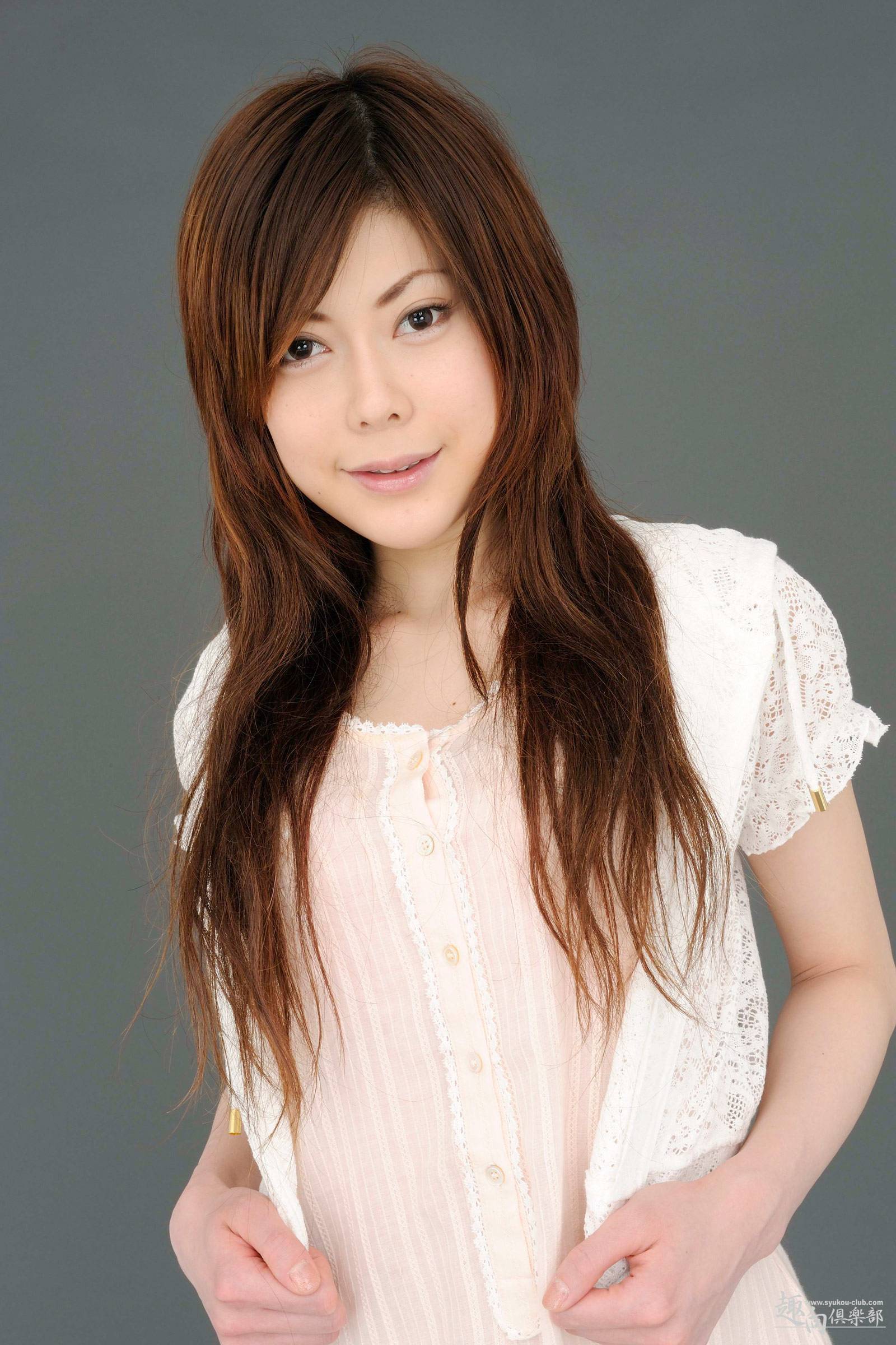 [Syukou-Club] 2013.11.07 Digi-Girl No.152 初脫ぎ素人4 純花しおん 1